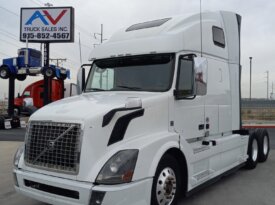 2018 VOLVO VNL