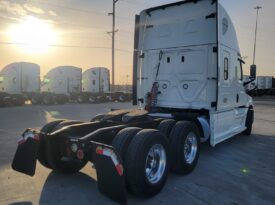 2020 FREIGHTLINER CASCADIA