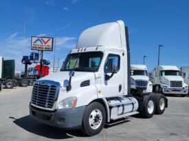 HAVE 4 IN STOCK 2016 FREIGHTLINER CASCADIA DAYCAB