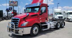 HAVE 4 IN STOCK!!! 2019 FREIGHTLINER CASCADIA DAY CAB