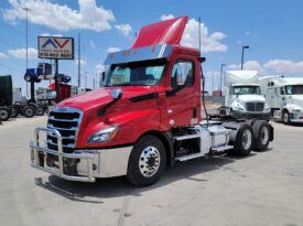 HAVE 4 IN STOCK!!! 2019 FREIGHTLINER CASCADIA DAY CAB