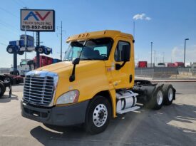 2015 FREIGHTLINER CASCADIA