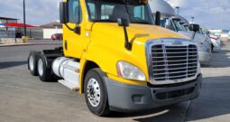 2015 FREIGHTLINER CASCADIA