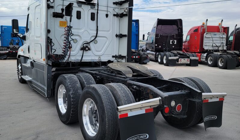 2017 FREIGHTLINER CASCADIA full