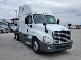 2017 FREIGHTLINER CASCADIA