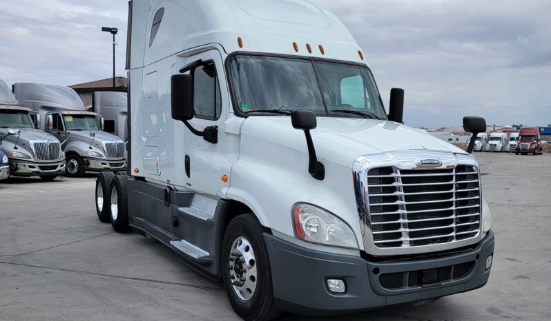 2017 FREIGHTLINER CASCADIA full