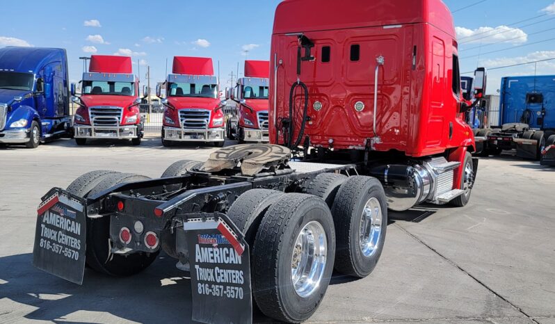 2016 FREIGHTLINER CASCADIA full