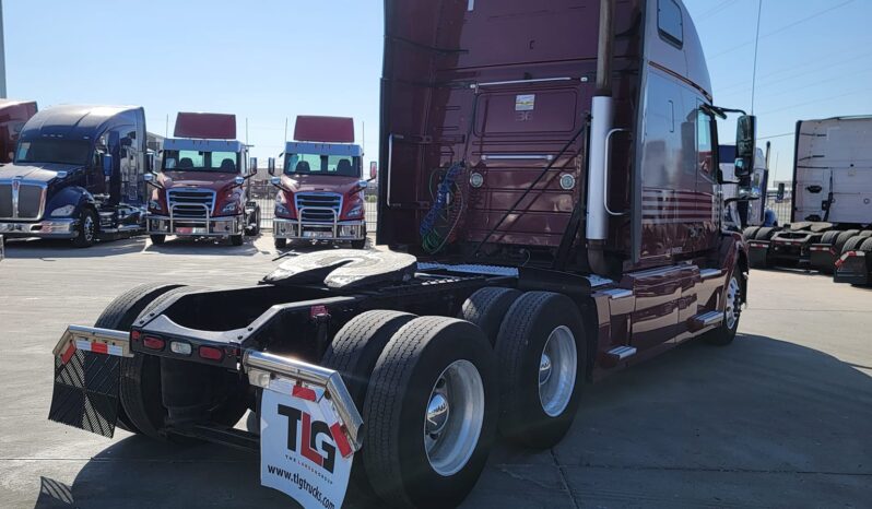 HAVE 3 IN STOCK!!! 2013 VOLVO VNL full