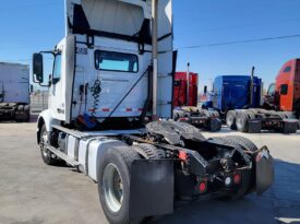 HAVE 2 IN STOCK!!! 2019 VOLVO VNR DAY CAB