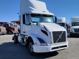 HAVE 2 IN STOCK!!! 2019 VOLVO VNR DAY CAB