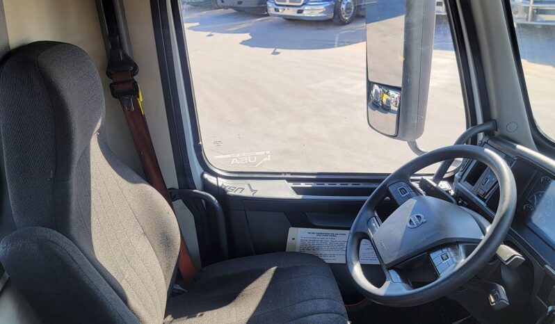 HAVE 2 IN STOCK!!! 2019 VOLVO VNR DAY CAB full