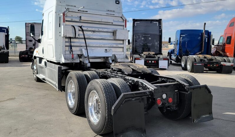 HAVE 8 IN STOCK!!! 2015 FREIGHTLINER CASCADIA full