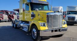 2015 FREIGHTLINER 122 SD