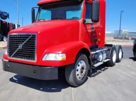 HAVE 10 IN STOCK!!! 2006 VOLVO VN DAYCAB