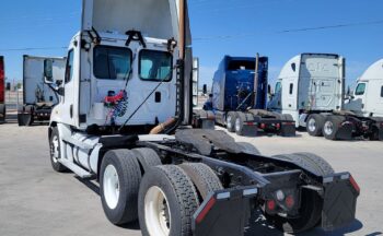 HAVE 4 IN STOCK 2016 FREIGHTLINER CASCADIA DAYCAB