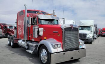 2005 KENWORTH W900