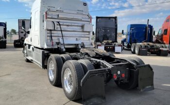 HAVE 8 IN STOCK!!! 2015 FREIGHTLINER CASCADIA