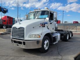 HAVE 4 IN STOCK!!! 2015 MACK CXU613