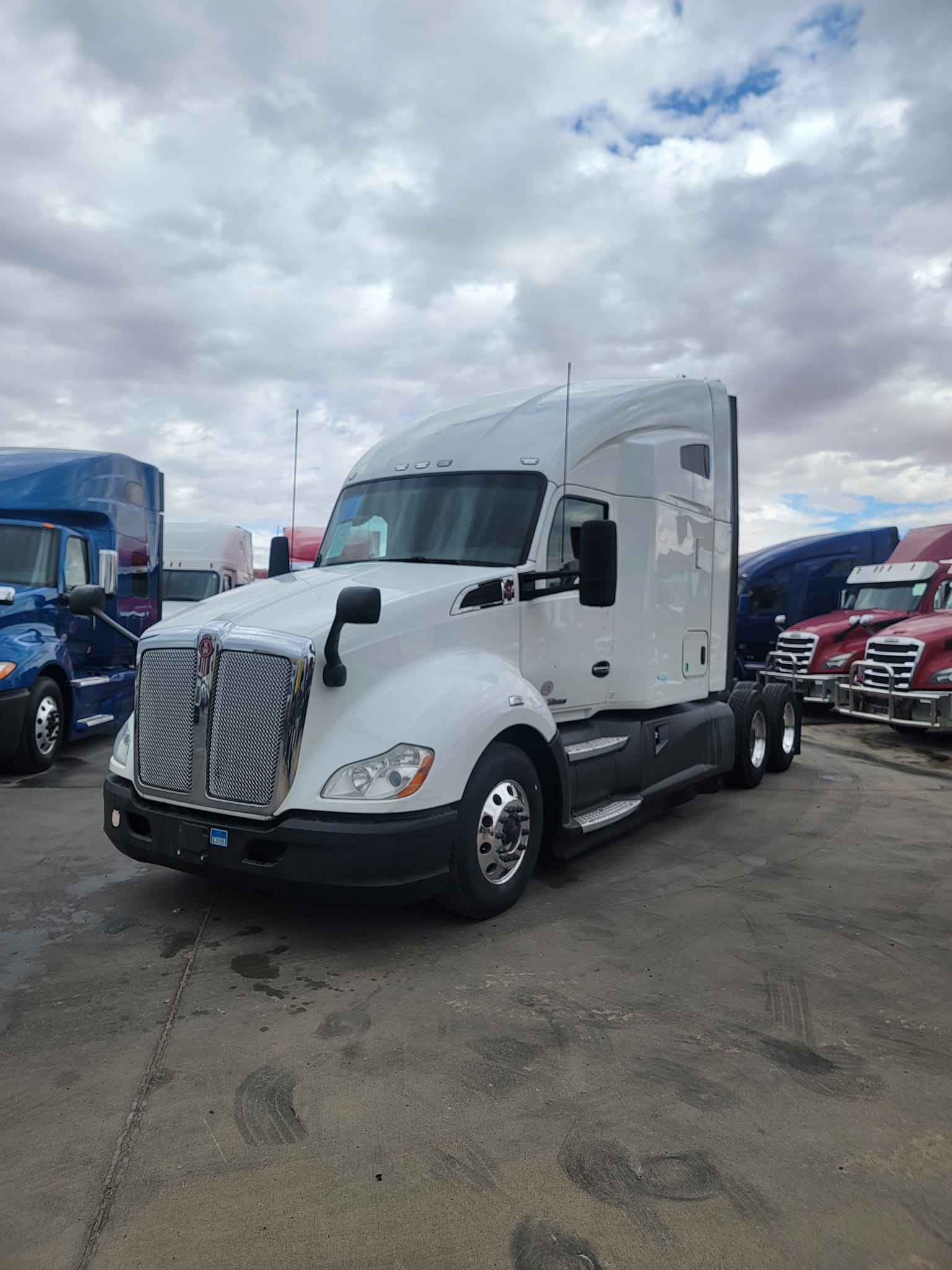 2018 KENWORTH T680