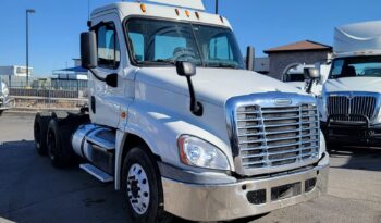 2015 FREIGHTLINER CASCADIA DAY CAB full