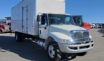 2016 INTERNATIONAL 4300 24′ BOX TRUCK full