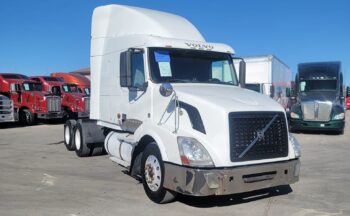 2007 VOLVO VN