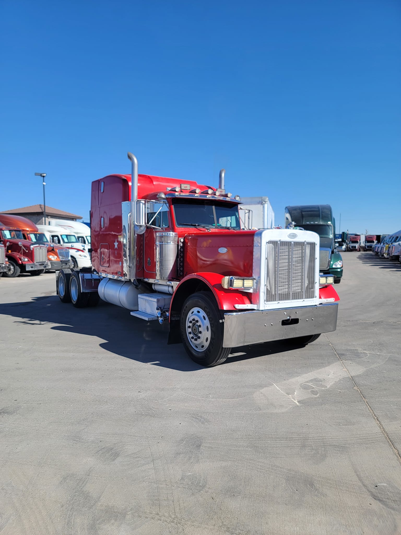 1994 PETERBILT 379