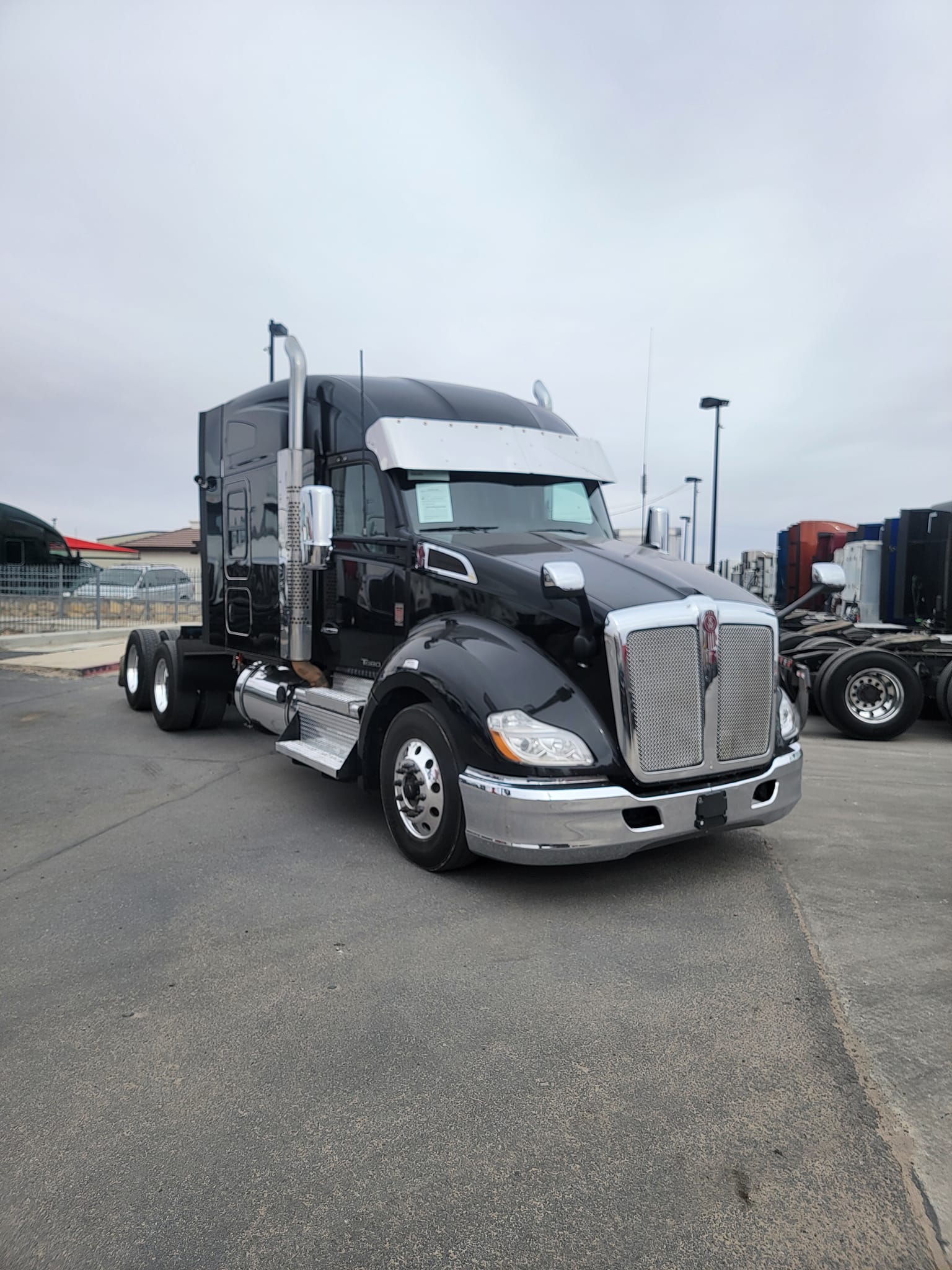 2020 KENWORTH T-680