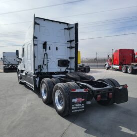 2021 FREIGHTLINER CASCADIA