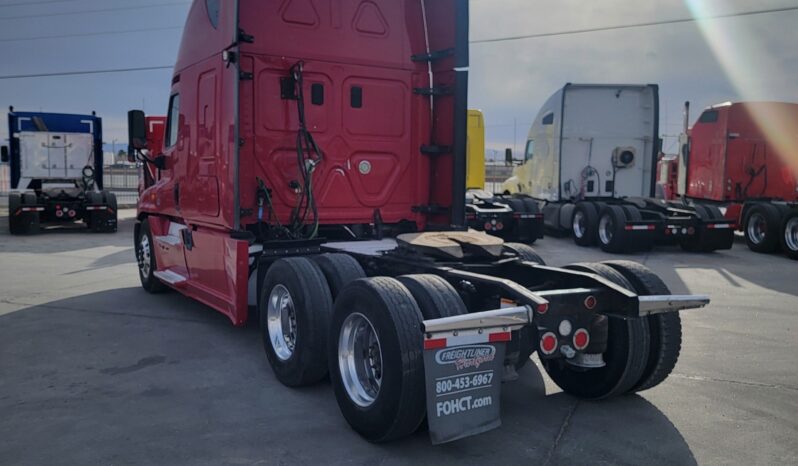 
								2014 FREIGHTLINER CASCADIA full									