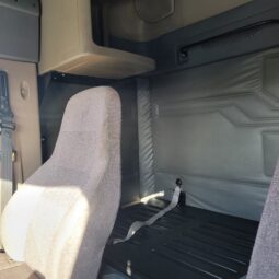 
										2014 FREIGHTLINER CASCADIA full									