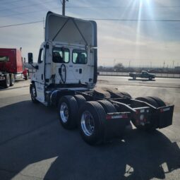 2015 FREIGHTLINER CASCADIA DAY CAB