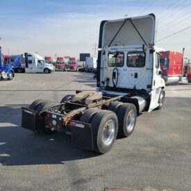 2015 FREIGHTLINER CASCADIA DAY CAB