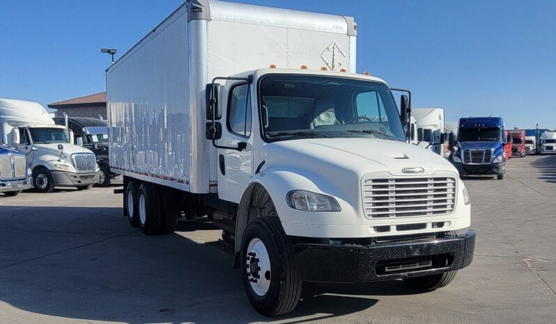 
								2015 FREIGHTLINER BOX TRUCK 24′ full									